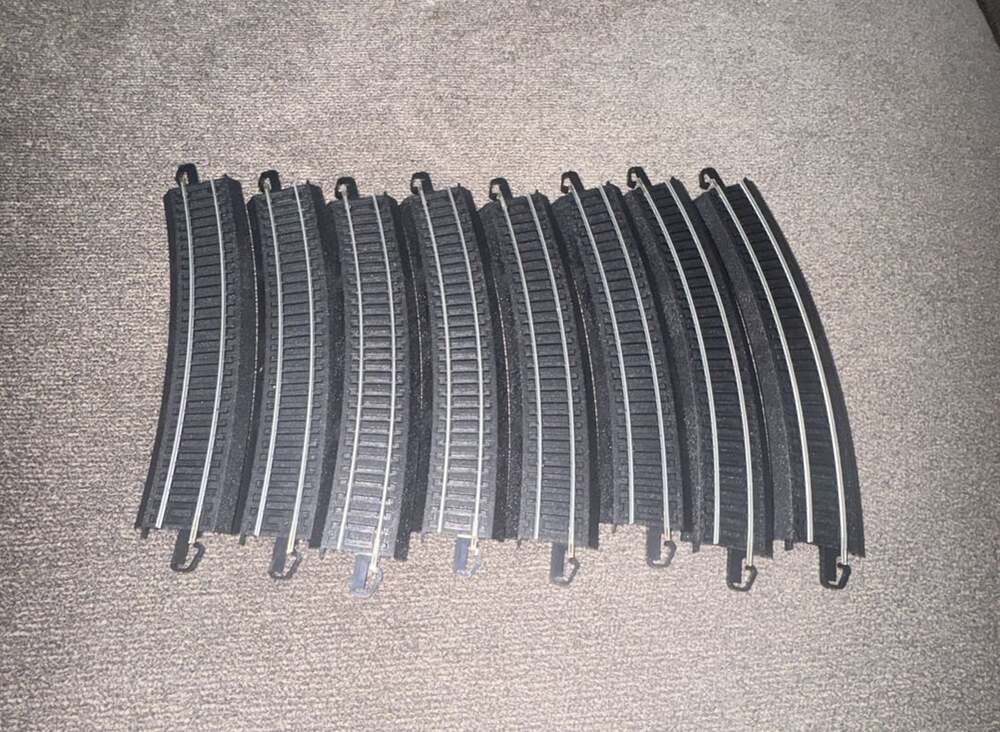 Bachmann E-Z Track HO 22" Curved Track Set Lot of 8